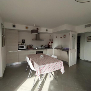 MENTON Park Apartment